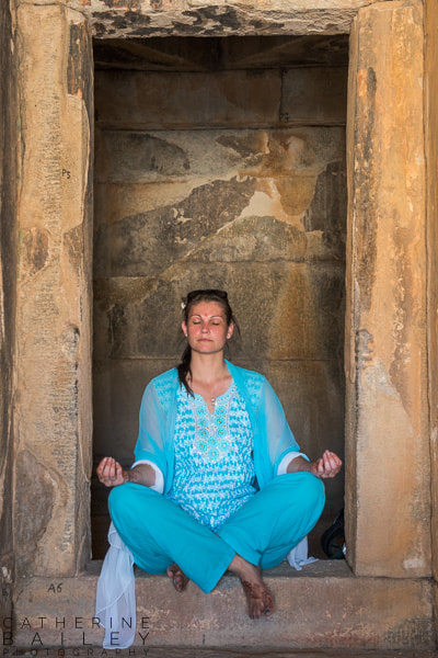 Girl meditating | Catherine Bailey Photography